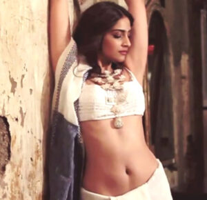 Hot-Sonam-Kapoor